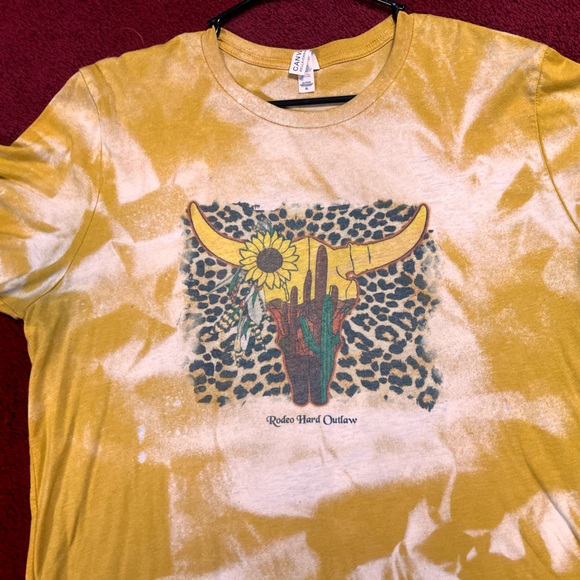 Custom bleach graphic tee - Picture 2 of 4
